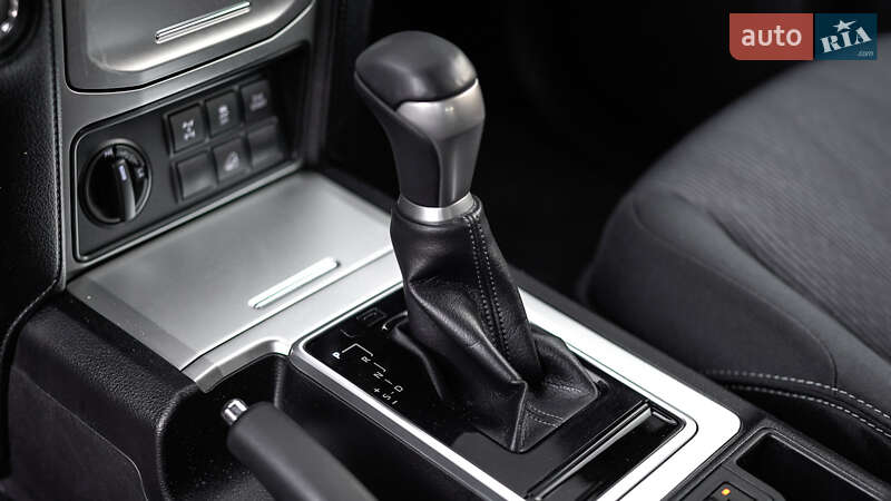 Внедорожник / Кроссовер Toyota Land Cruiser Prado 2019 в Львове