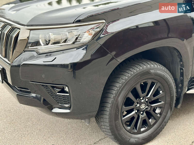 Внедорожник / Кроссовер Toyota Land Cruiser Prado 2021 в Днепре