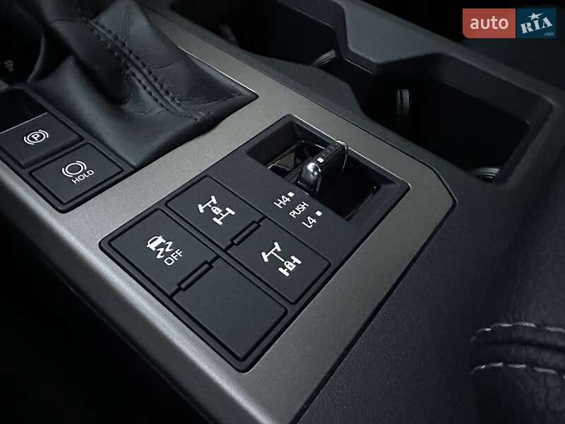 Внедорожник / Кроссовер Toyota Land Cruiser Prado 2024 в Киеве фото 63 Внедорожник / Кроссовер Toyota Land Cruiser Prado 2024 в Киеве