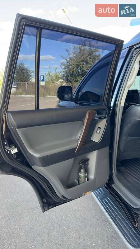 Внедорожник / Кроссовер Toyota Land Cruiser Prado 2010 в Житомире