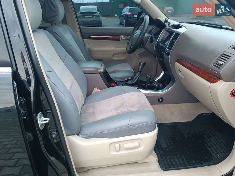 Внедорожник / Кроссовер Toyota Land Cruiser Prado 2006 в Хусте