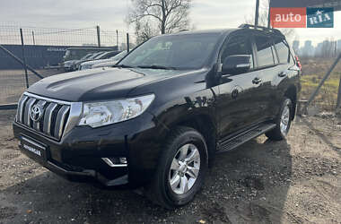 Внедорожник / Кроссовер Toyota Land Cruiser Prado 2019 в Киеве