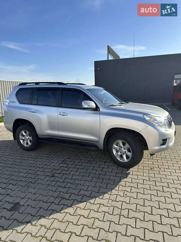 Внедорожник / Кроссовер Toyota Land Cruiser Prado 2012 в Коломые