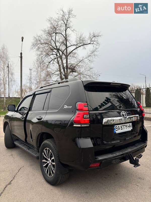 Внедорожник / Кроссовер Toyota Land Cruiser Prado 2010 в Александрие фото 25 Внедорожник / Кроссовер Toyota Land Cruiser Prado 2010 в Александрие