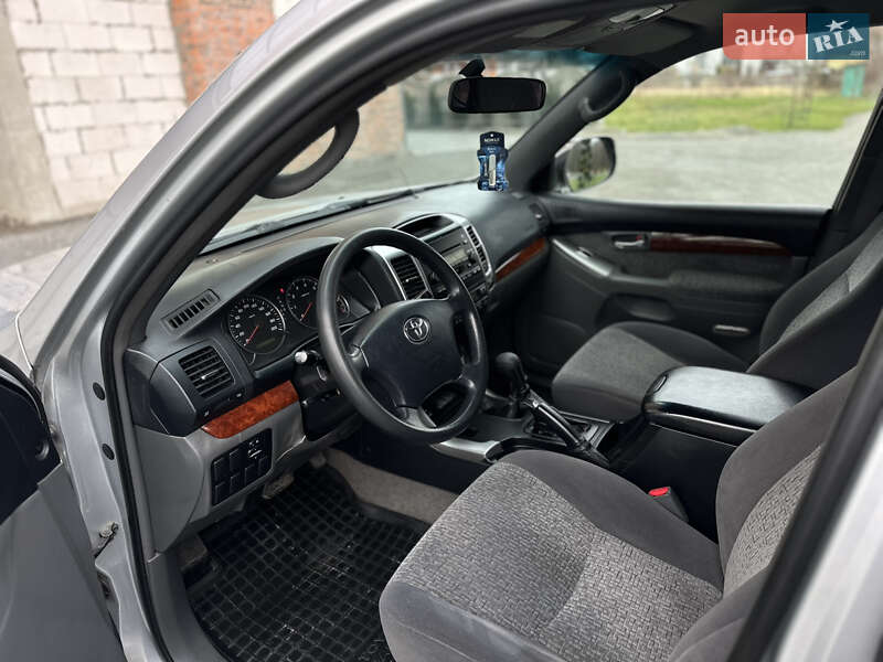 Внедорожник / Кроссовер Toyota Land Cruiser Prado 2006 в Хмельницком