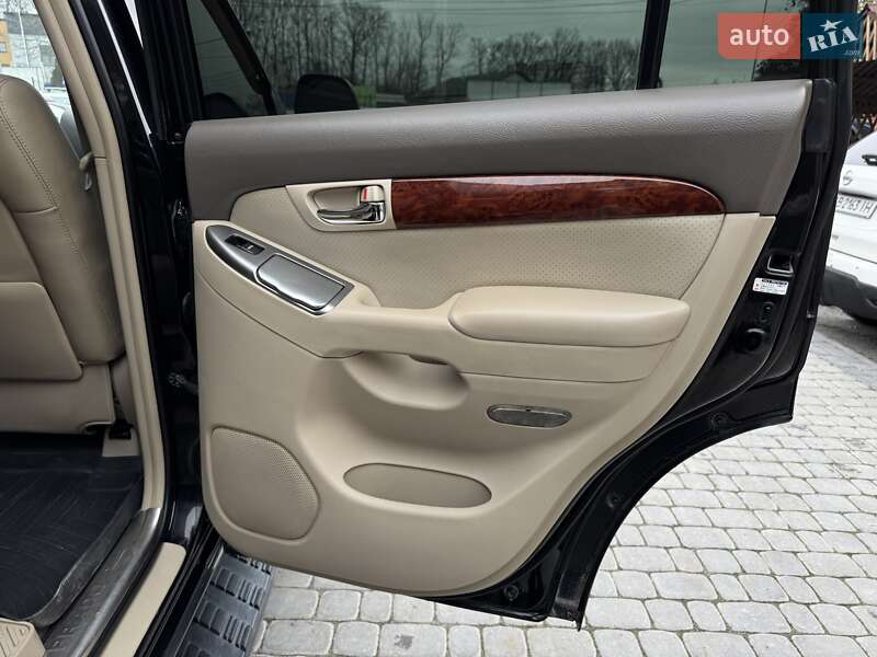 Позашляховик / Кросовер Toyota Land Cruiser Prado 2005 в Вінниці