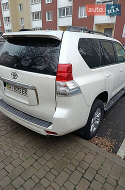 Внедорожник / Кроссовер Toyota Land Cruiser Prado 2010 в Киеве