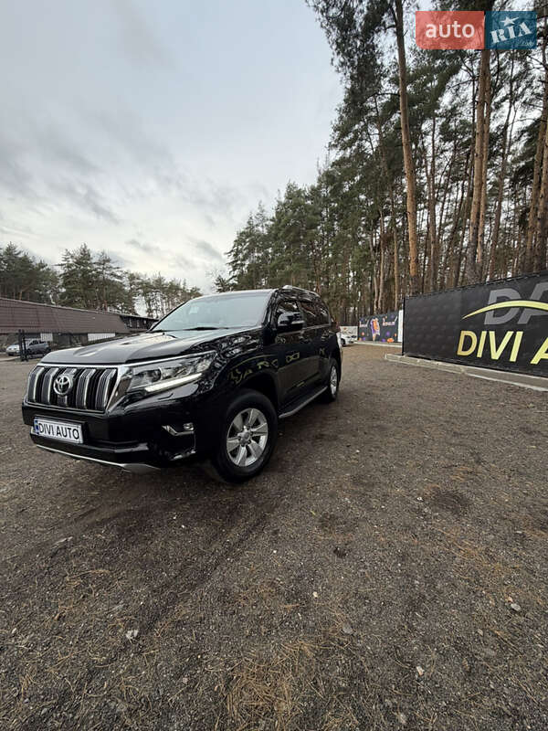 Позашляховик / Кросовер Toyota Land Cruiser Prado 2019 в Києві