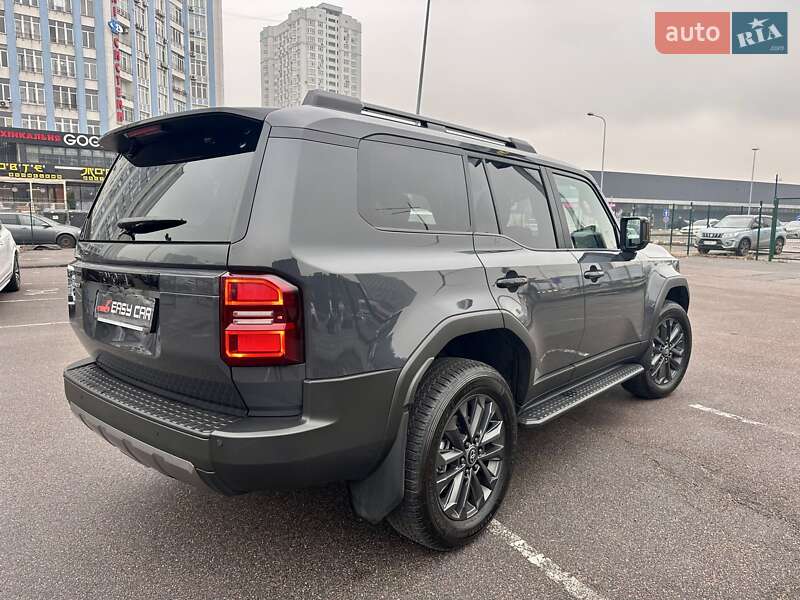 Позашляховик / Кросовер Toyota Land Cruiser Prado 2024 в Києві