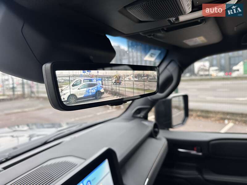 Позашляховик / Кросовер Toyota Land Cruiser Prado 2024 в Києві