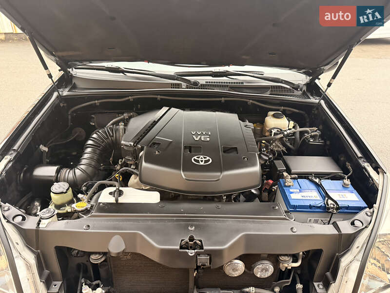 Внедорожник / Кроссовер Toyota Land Cruiser Prado 2008 в Киеве