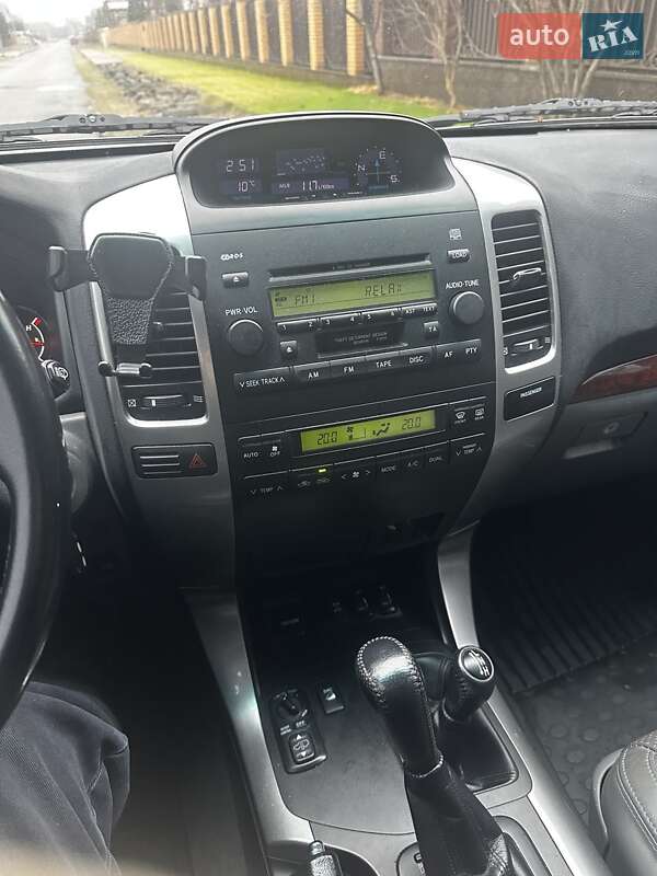 Позашляховик / Кросовер Toyota Land Cruiser Prado 2006 в Києві