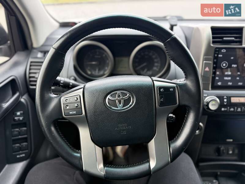 Внедорожник / Кроссовер Toyota Land Cruiser Prado 2013 в Ивано-Франковске