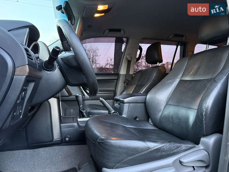 Позашляховик / Кросовер Toyota Land Cruiser Prado 2013 в Миколаєві
