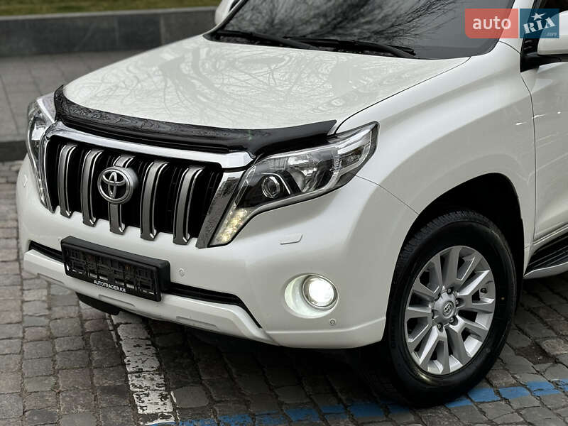 Позашляховик / Кросовер Toyota Land Cruiser Prado 2016 в Харкові