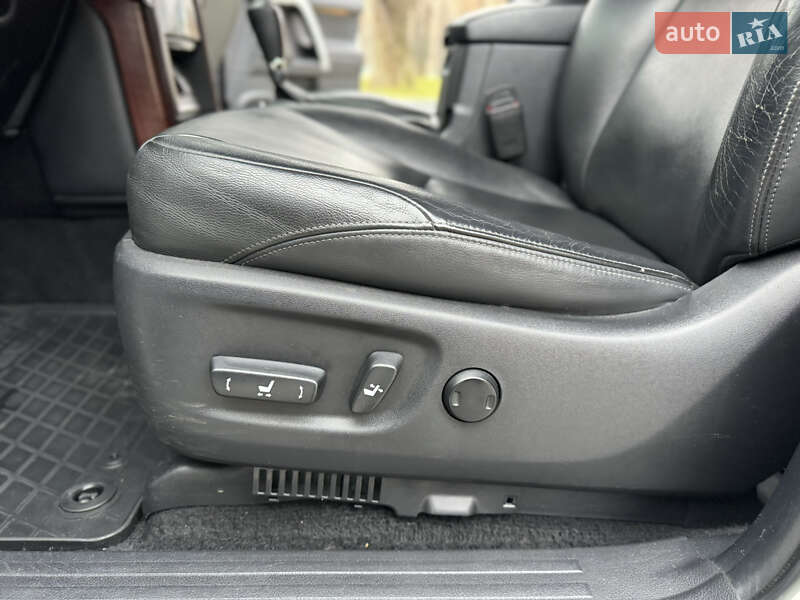 Позашляховик / Кросовер Toyota Land Cruiser Prado 2016 в Харкові