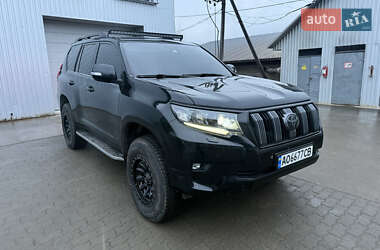 Внедорожник / Кроссовер Toyota Land Cruiser Prado 2017 в Калинах