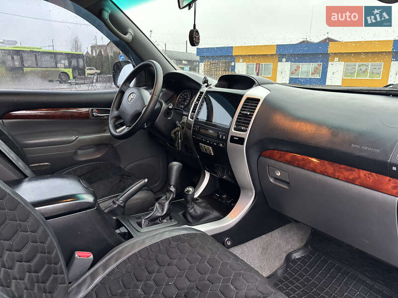 Внедорожник / Кроссовер Toyota Land Cruiser Prado 2005 в Житомире