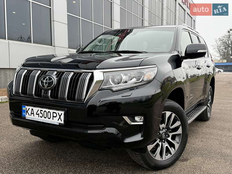 Toyota Land Cruiser Prado 2023