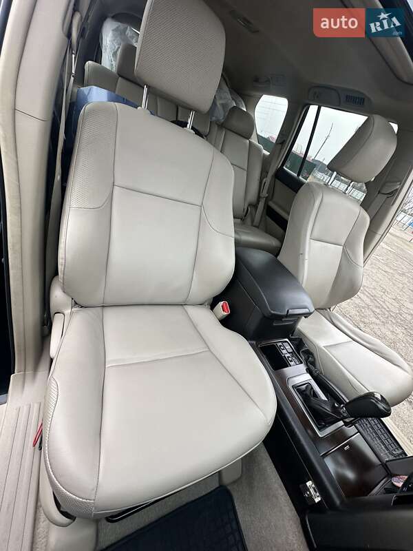 Позашляховик / Кросовер Toyota Land Cruiser Prado 2010 в Києві