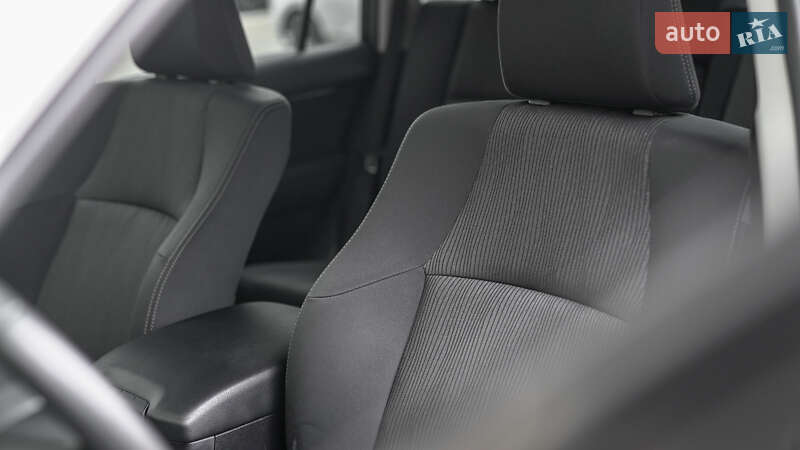 Внедорожник / Кроссовер Toyota Land Cruiser Prado 2020 в Львове