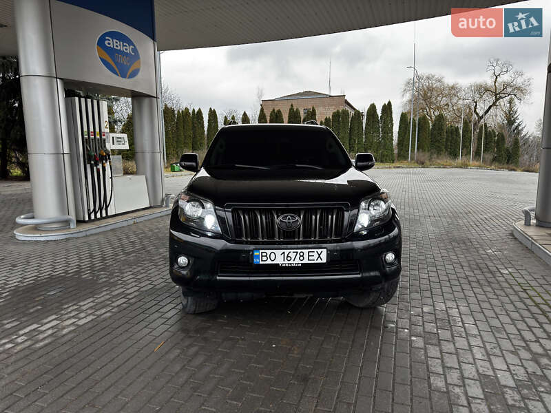 Позашляховик / Кросовер Toyota Land Cruiser Prado 2010 в Тернополі