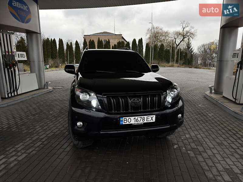 Позашляховик / Кросовер Toyota Land Cruiser Prado 2010 в Тернополі