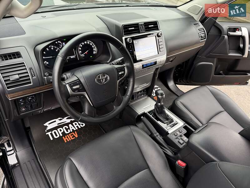 Внедорожник / Кроссовер Toyota Land Cruiser Prado 2020 в Киеве фото 25 Внедорожник / Кроссовер Toyota Land Cruiser Prado 2020 в Киеве