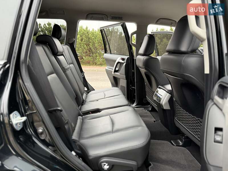 Внедорожник / Кроссовер Toyota Land Cruiser Prado 2020 в Киеве фото 55 Внедорожник / Кроссовер Toyota Land Cruiser Prado 2020 в Киеве