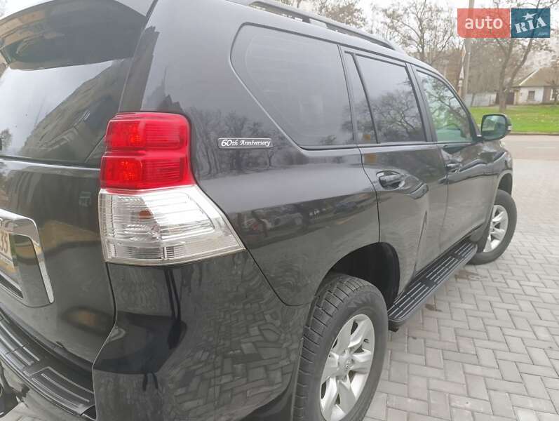 Внедорожник / Кроссовер Toyota Land Cruiser Prado 2012 в Николаеве