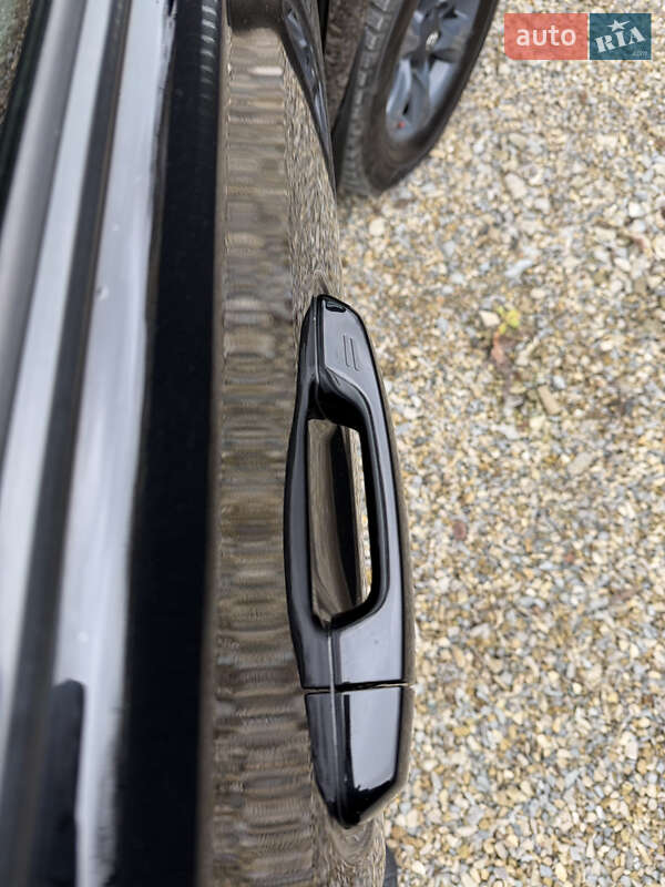 Внедорожник / Кроссовер Toyota Land Cruiser Prado 2011 в Ивано-Франковске