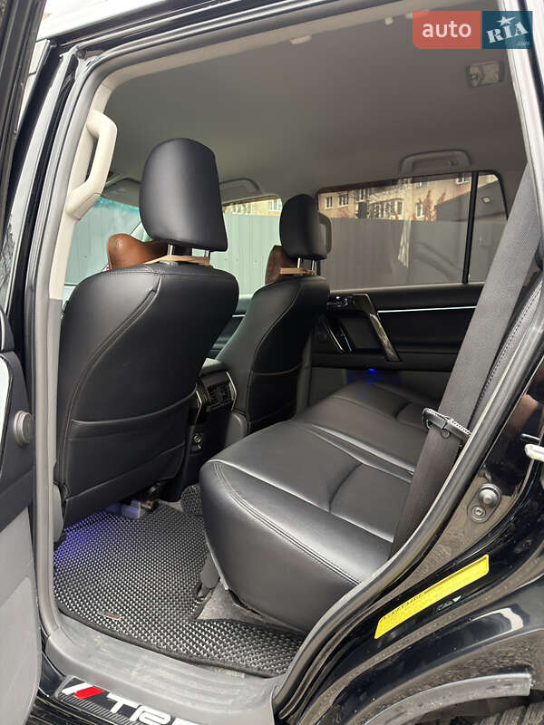 Внедорожник / Кроссовер Toyota Land Cruiser Prado 2011 в Ивано-Франковске