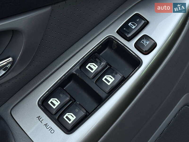 Внедорожник / Кроссовер Toyota Land Cruiser Prado 2005 в Днепре фото 21 Внедорожник / Кроссовер Toyota Land Cruiser Prado 2005 в Днепре