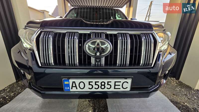 Внедорожник / Кроссовер Toyota Land Cruiser Prado 2020 в Виноградове