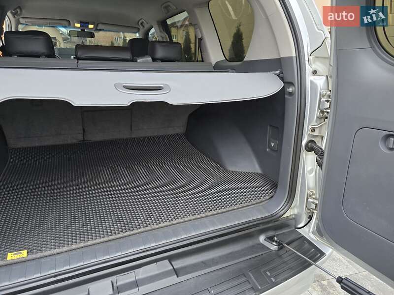 Позашляховик / Кросовер Toyota Land Cruiser Prado 2012 в Івано-Франківську