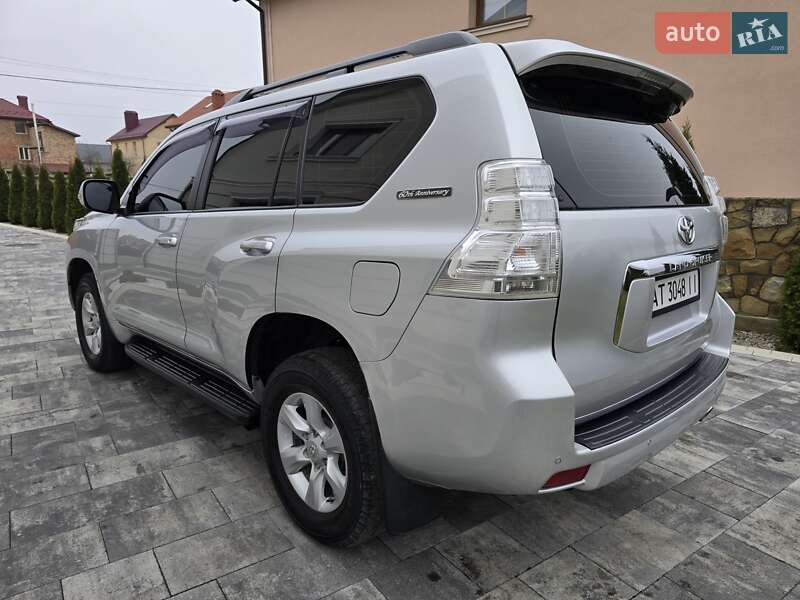 Позашляховик / Кросовер Toyota Land Cruiser Prado 2012 в Івано-Франківську