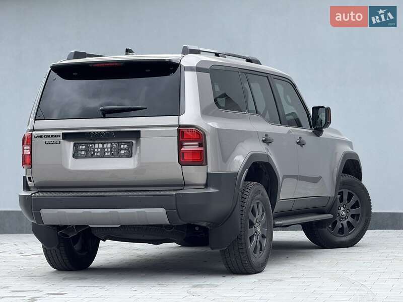 Внедорожник / Кроссовер Toyota Land Cruiser Prado 2024 в Львове