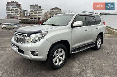 Внедорожник / Кроссовер Toyota Land Cruiser Prado 2011 в Ужгороде
