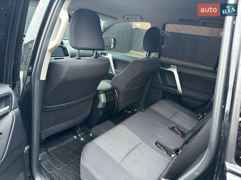 Внедорожник / Кроссовер Toyota Land Cruiser Prado 2019 в Ивано-Франковске фото 16 Внедорожник / Кроссовер Toyota Land Cruiser Prado 2019 в Ивано-Франковске