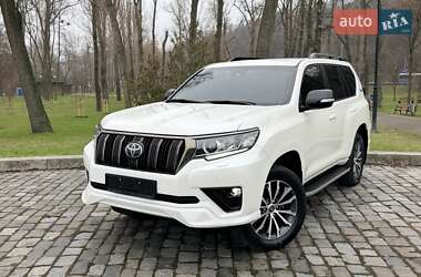 Внедорожник / Кроссовер Toyota Land Cruiser Prado 2021 в Киеве