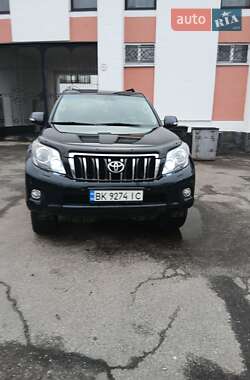 Позашляховик / Кросовер Toyota Land Cruiser Prado 2010 в Вараші
