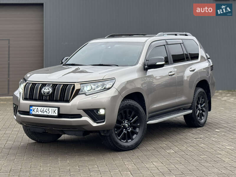 Toyota Land Cruiser Prado 2021