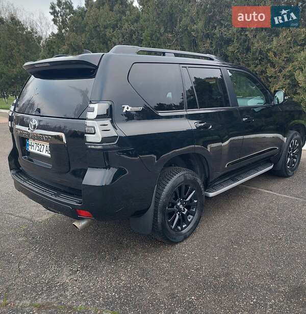 Внедорожник / Кроссовер Toyota Land Cruiser Prado 2021 в Одессе