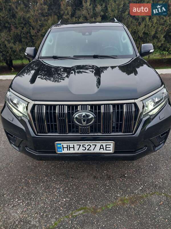 Внедорожник / Кроссовер Toyota Land Cruiser Prado 2021 в Одессе