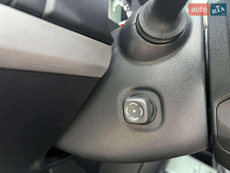 Внедорожник / Кроссовер Toyota Land Cruiser Prado 2020 в Днепре