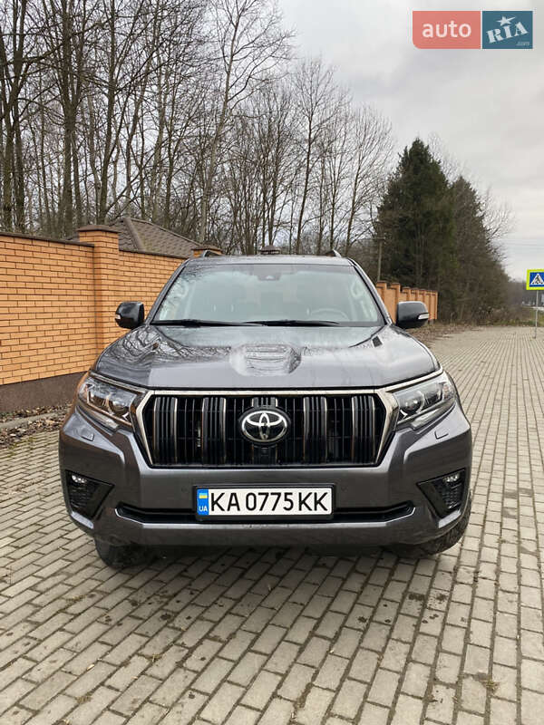 Позашляховик / Кросовер Toyota Land Cruiser Prado 2021 в Хмельницькому