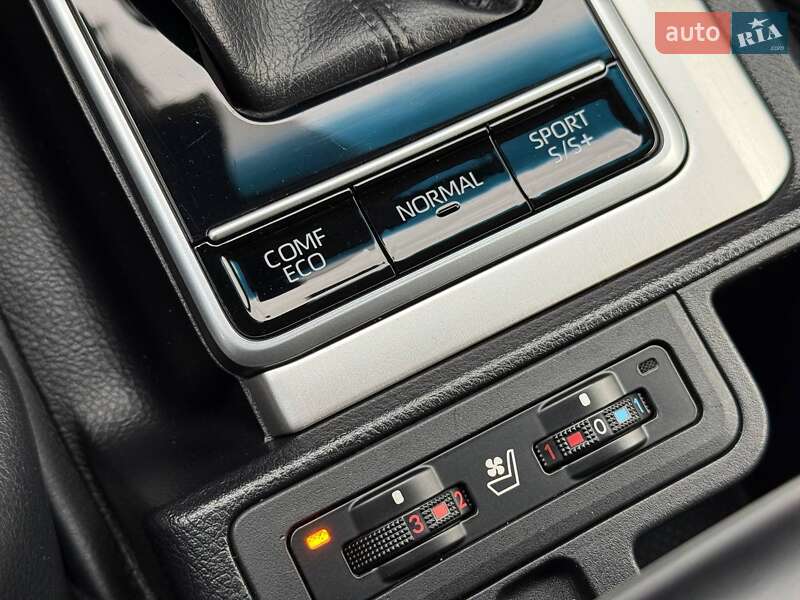 Внедорожник / Кроссовер Toyota Land Cruiser Prado 2021 в Одессе