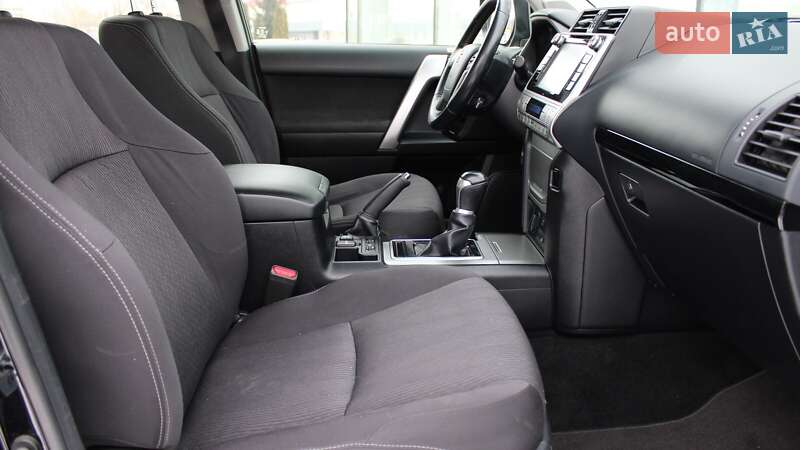 Внедорожник / Кроссовер Toyota Land Cruiser Prado 2020 в Черкассах