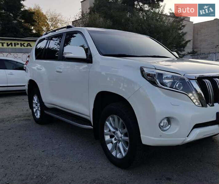 Внедорожник / Кроссовер Toyota Land Cruiser Prado 2013 в Белках