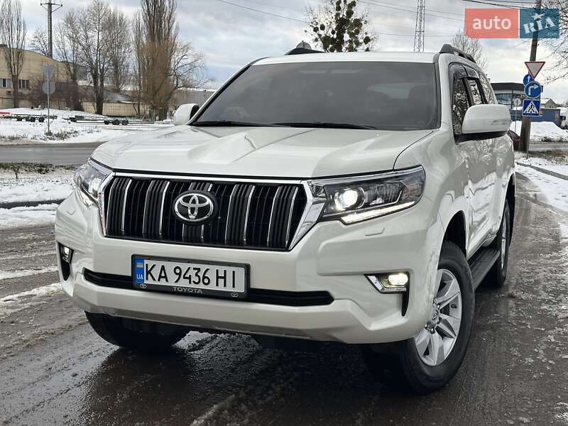 Внедорожник / Кроссовер Toyota Land Cruiser Prado 2019 в Мукачево